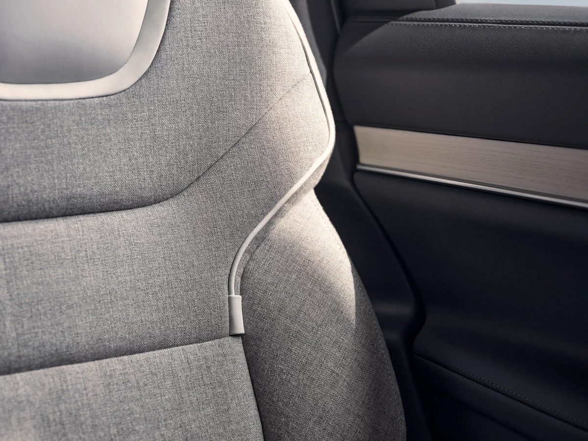Volvo EX90 - photo 13