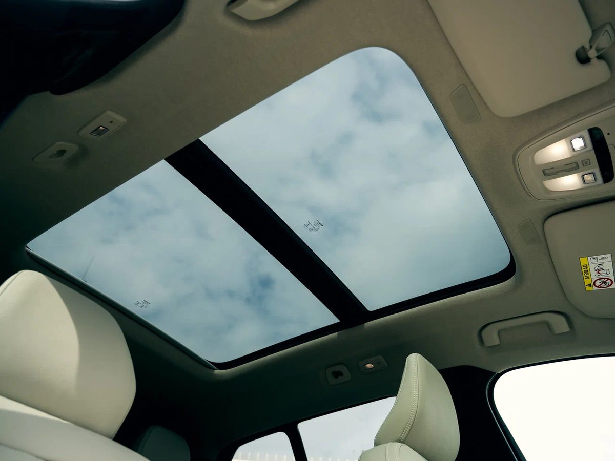 Volvo XC40 - photo 12