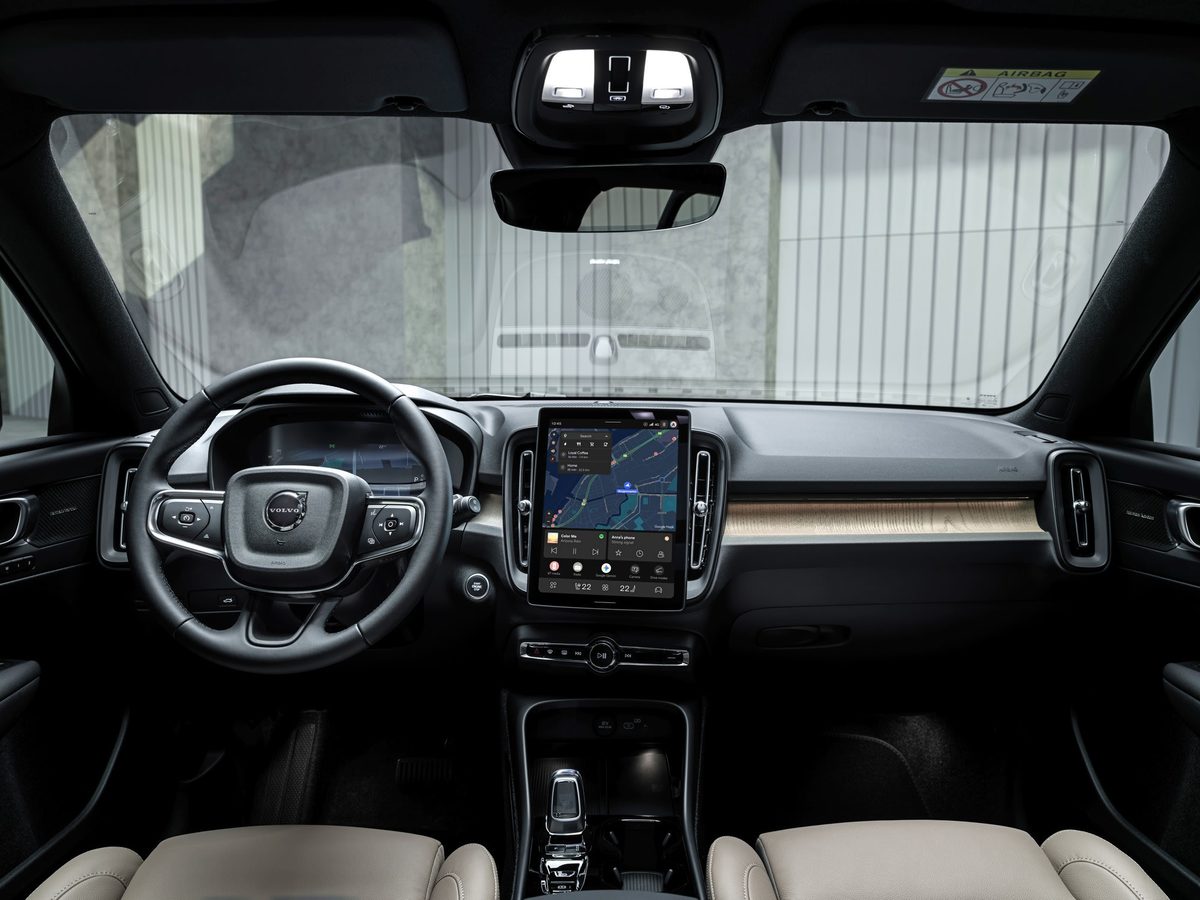 Volvo XC40 - photo 10