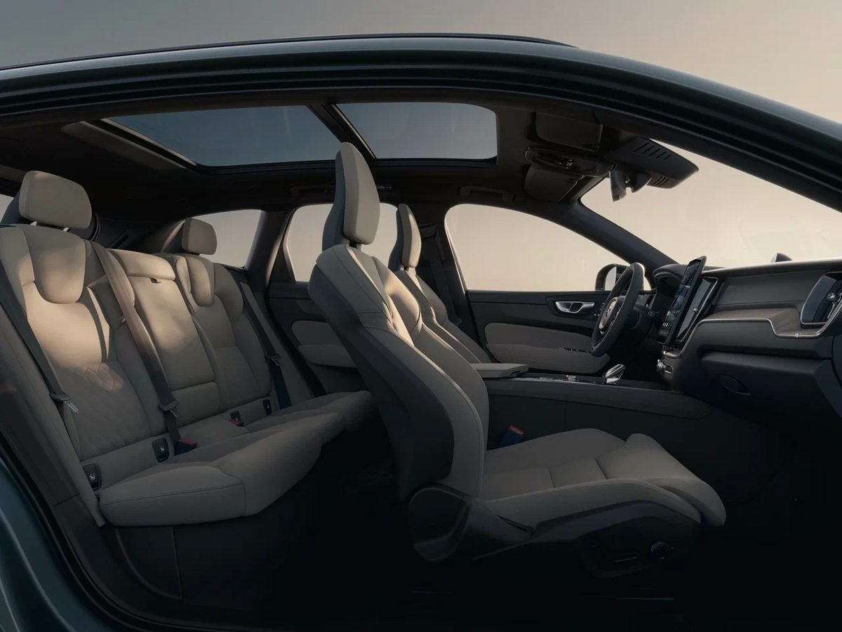Volvo XC60 - photo 13