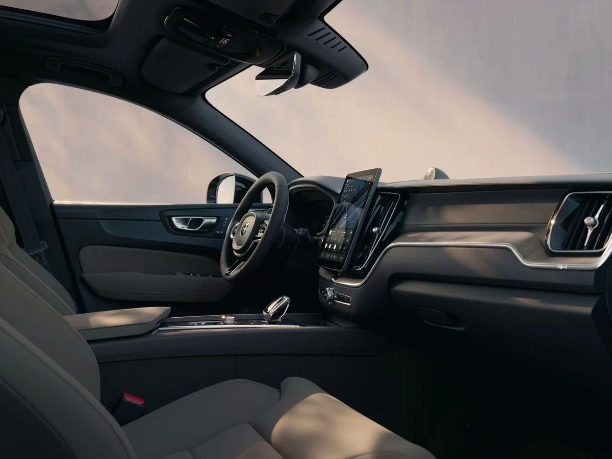 Volvo XC60 - photo 14