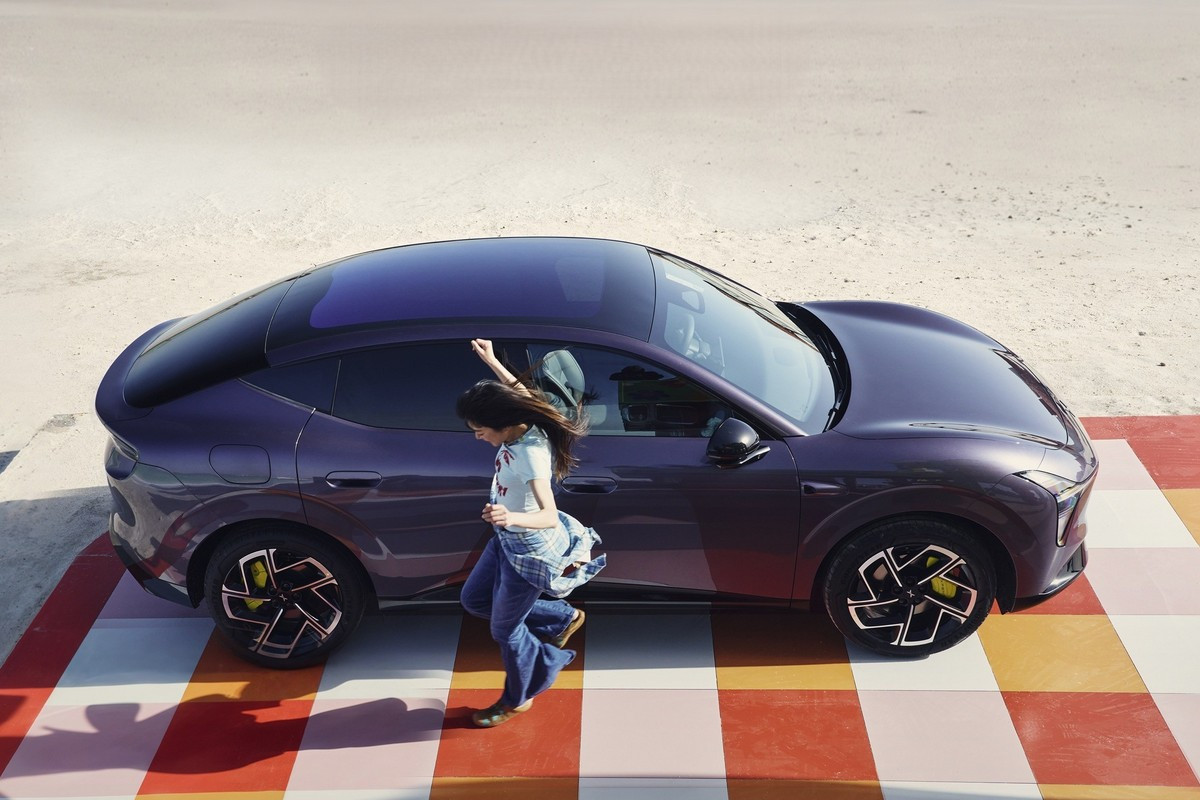 Xpeng's Mona L03 coupe-crossover heads to a 2 July launch with EV and range-extender power