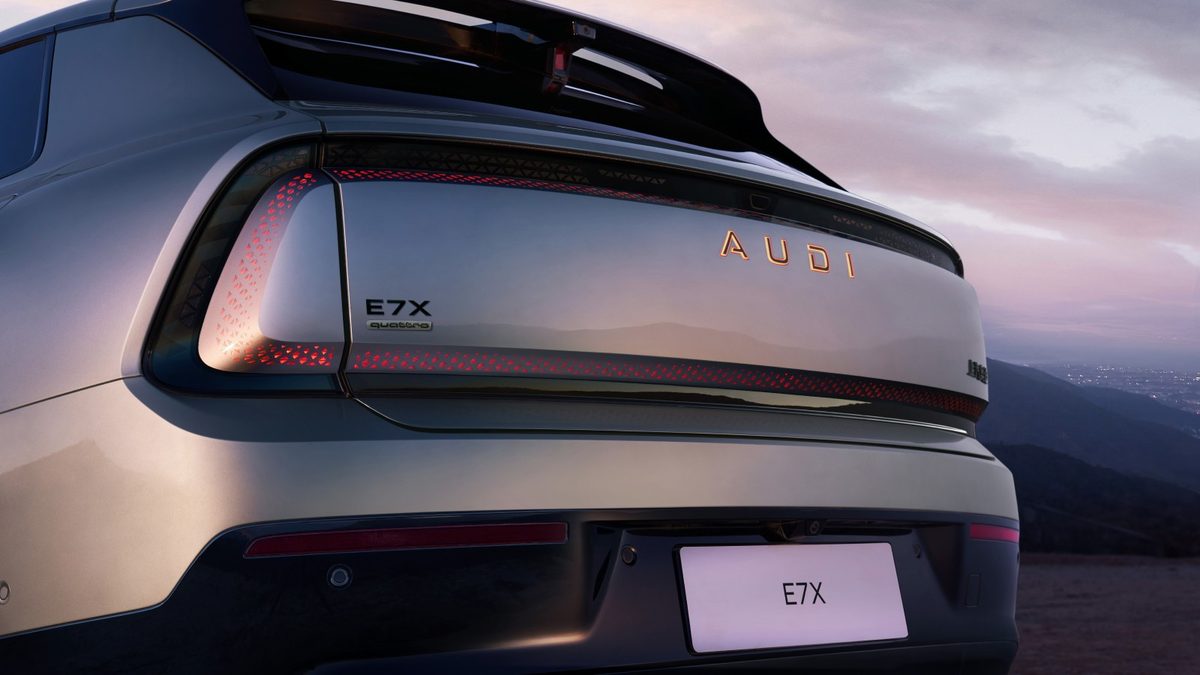 AUDI (SAIC) E7X - photo 29