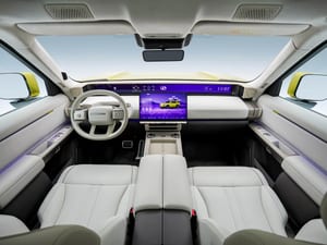 Freelander 8 interior revealed with a 46.3-inch panoramic screen