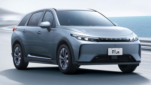 Компания, которая собирает iPhone, хотела вывести конкурента Tesla в США
