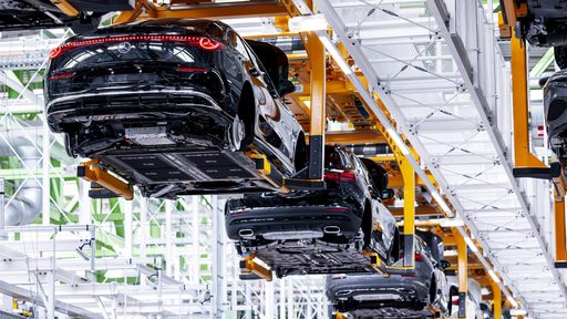 Mercedes warns two German plants could close