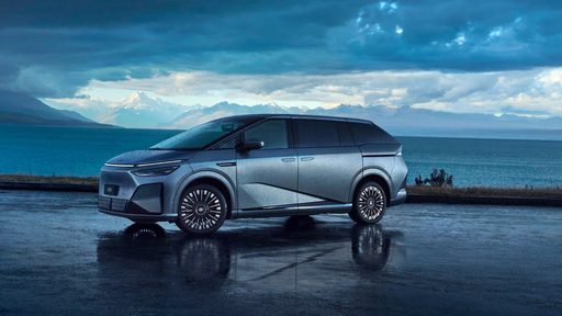 Xpeng launches the X9 electric MPV in seven European markets at once