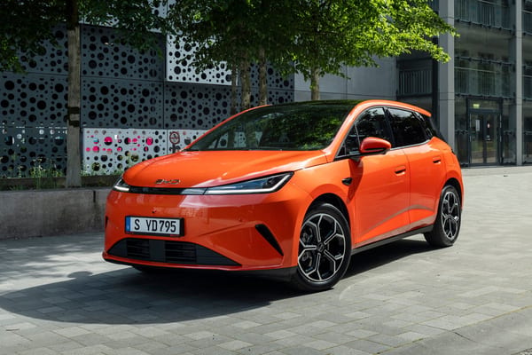 China tops 1 million car exports in a month