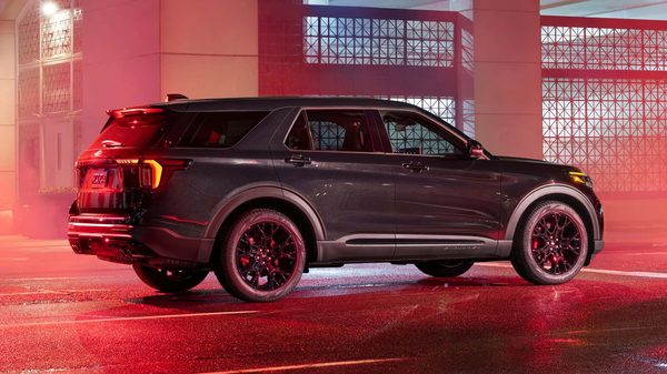 Ford добавил заводской blackout-пакет для Explorer ST за $1 695
