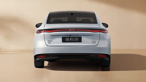 BYD Seal 08 launches in China from ¥196,900 ($29K)