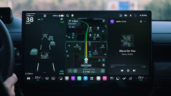 Hyundai Pleos Connect: Group-Wide Infotainment with Physical Buttons and LLM Voice Assistant
