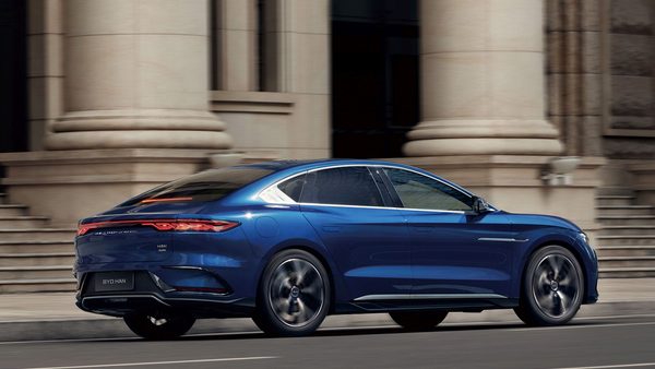 BYD поставила 100-тысячный электромобиль в Великобритании, став самым быстрым иностранным брендом до 5% рынка
