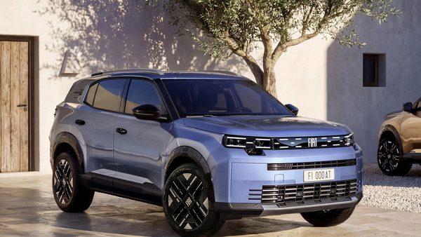 Fiat Announces the Grizzly, a Two-Body C-Segment Crossover Family
