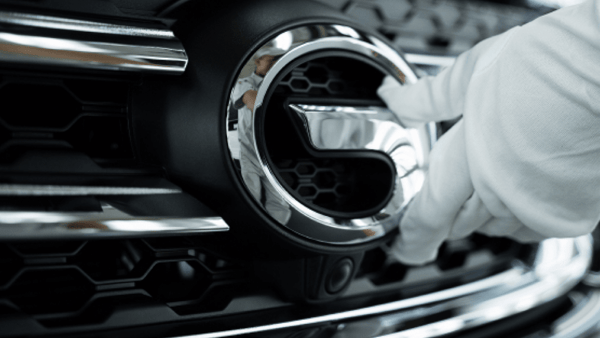 GAC to buy FAW's stake in FAW Toyota