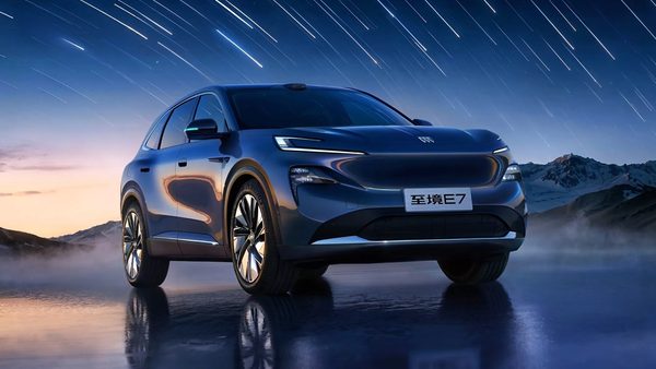 GM extends SAIC deal, exports Buicks from China