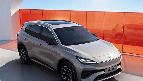 MG 4X Goes on Sale in China  - Semi-Solid-State Battery from $13,700