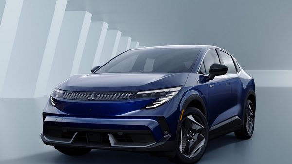 Mitsubishi Eclipse Sportback: a rebadged Nissan Leaf for North America