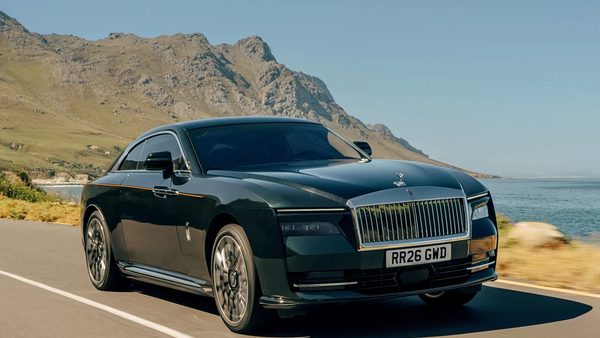 Rolls-Royce Spectre Series II Adds Range and Power