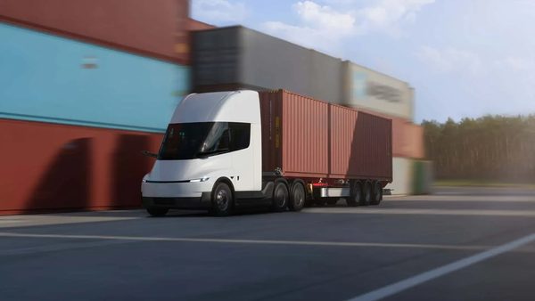 Tesla Semi heads to Europe with deliveries in 2027