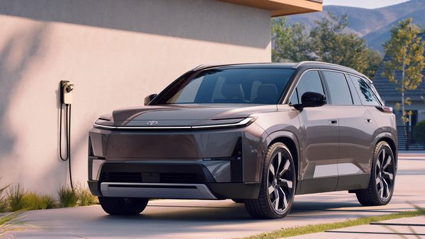 Toyota Highlander EV to use LG's Michigan cells
