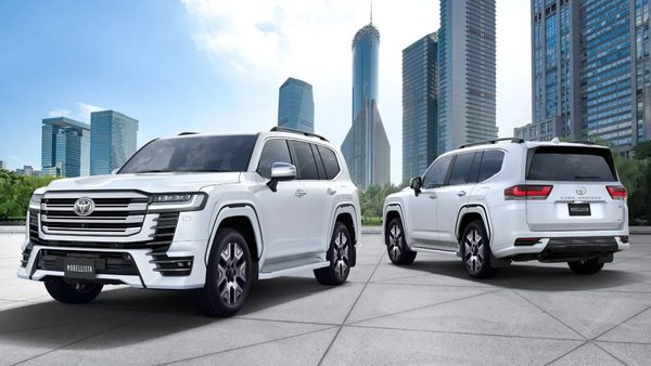 Japan's Land Cruiser 300 swaps petrol for hybrid