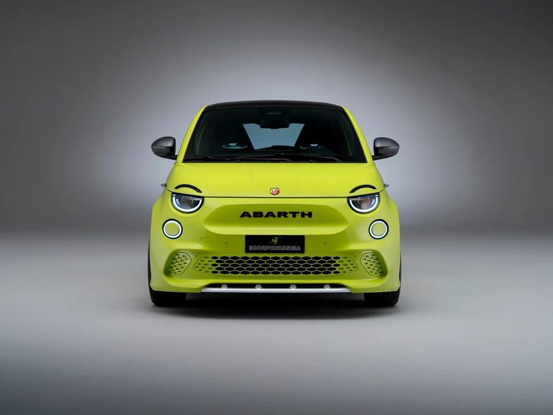 Abarth 500e - photo 2