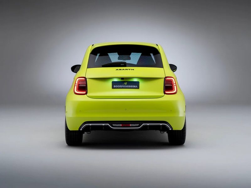 Abarth 500e - photo 3