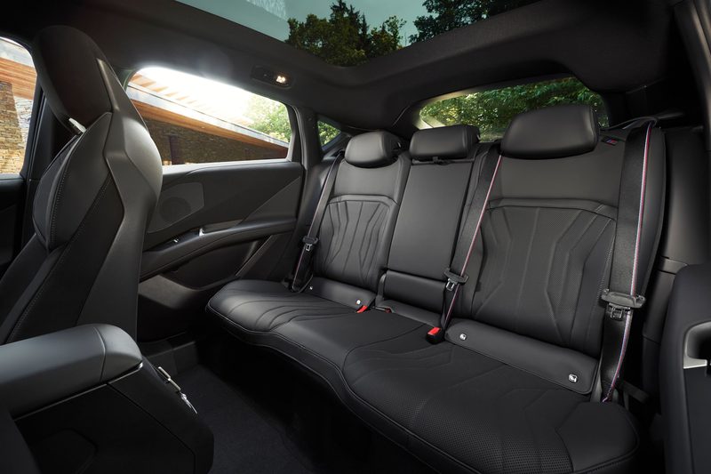 BMW iX4 - interior