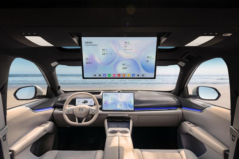 Buick Electra E7 - interior