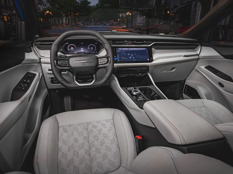 Jeep Cherokee - interior