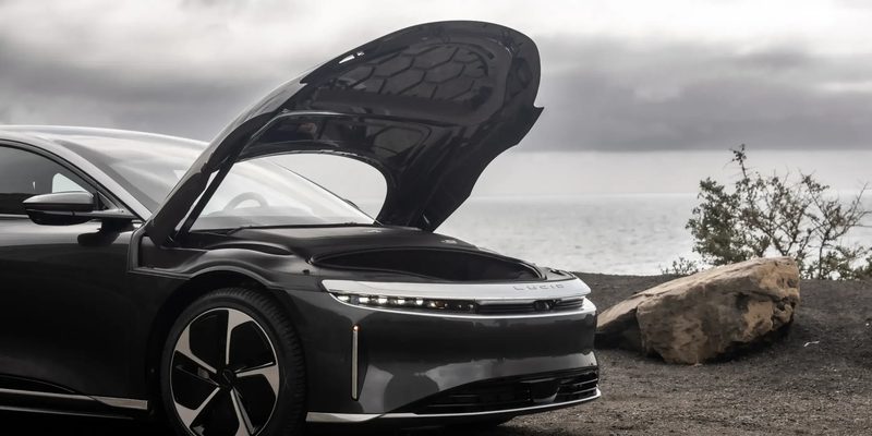Lucid Air - photo 2