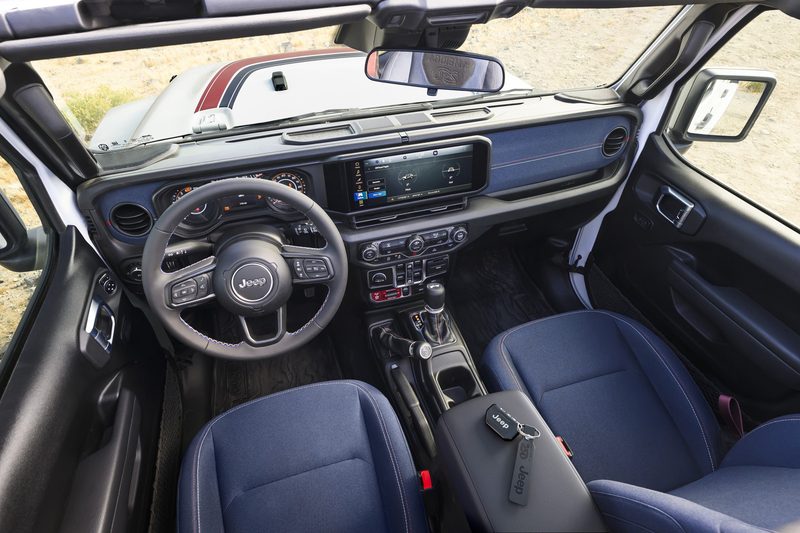 Jeep Wrangler America250: Captain America shield on the spare, V8 optional, $2,095 premium - photo 2