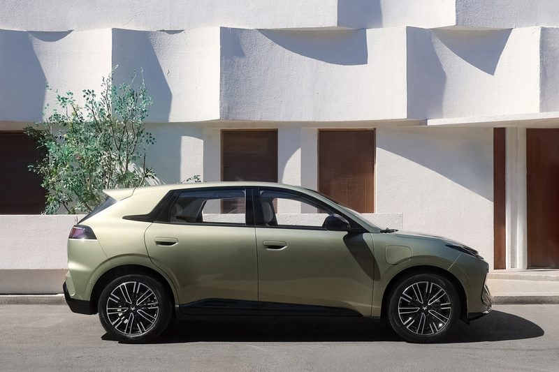 Arcfox Beta T1: BAIC facelifts its budget electric hatch nine months after launch - photo 3