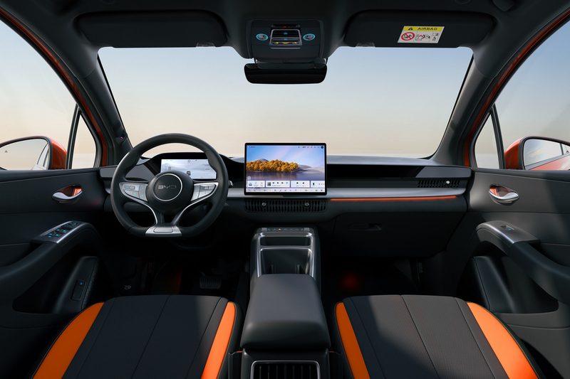 BYD Dolphin G: Europe's plug-in hatch gets its full spec sheet - photo 3