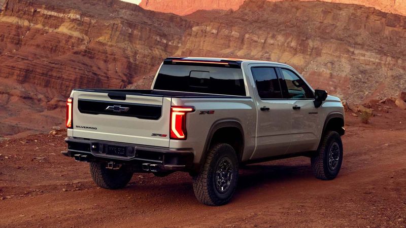 Chevrolet Silverado - photo 4