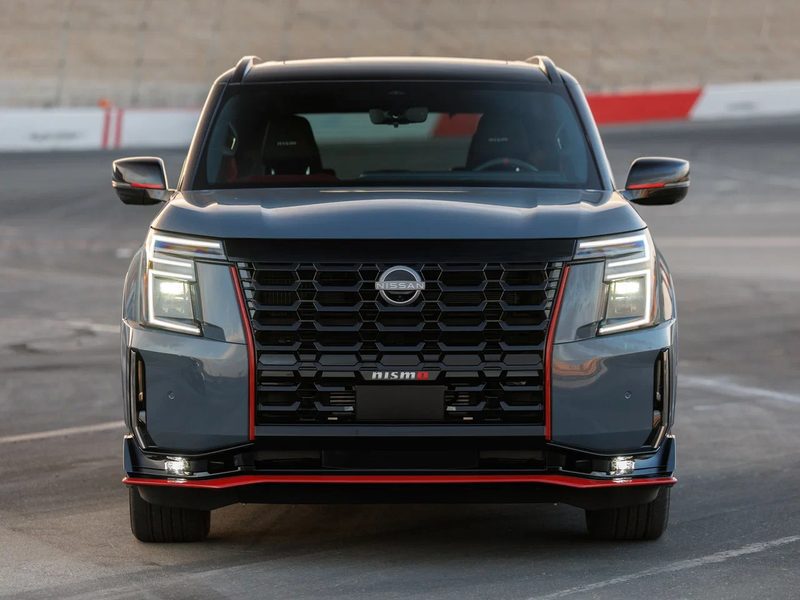 Nissan Armada - photo 2