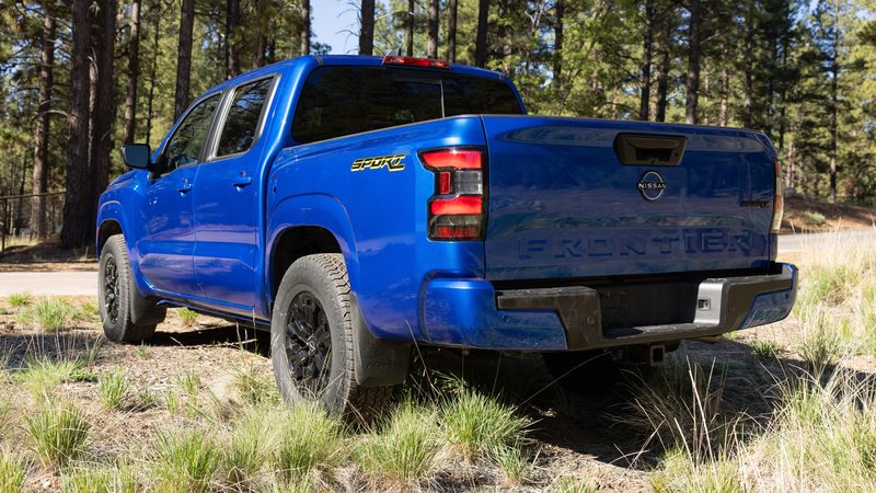 Nissan Frontier - photo 2