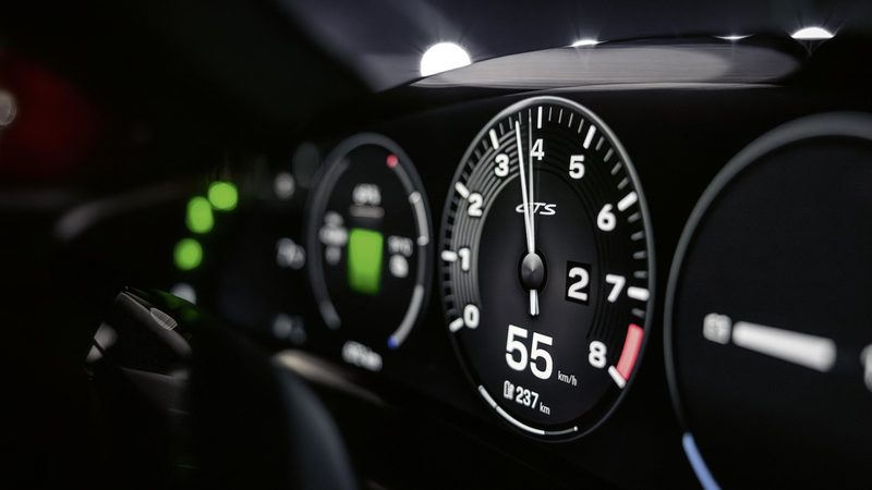 Porsche Taycan - photo 3