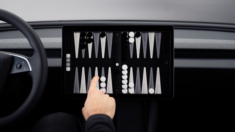 Tesla Model 3 - photo 4