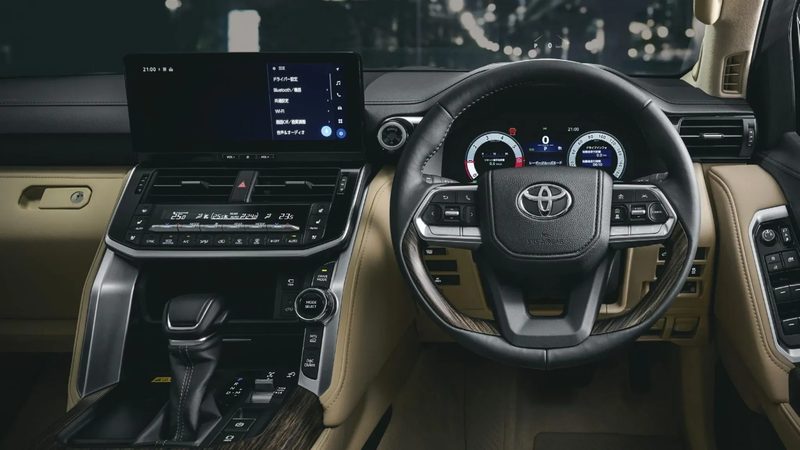 Toyota Land Cruiser 300 - interior