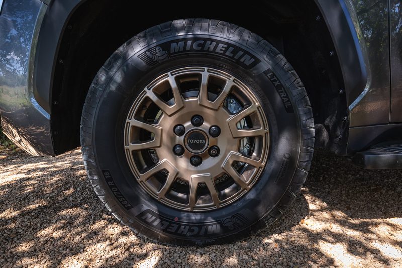 Toyota brings the Trailhunter off-road package to the Tundra - photo 2