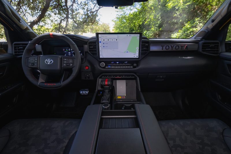 Toyota Tundra - interior