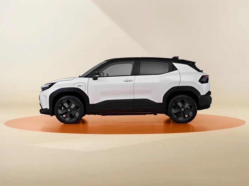 Toyota Urban Cruiser - photo 2
