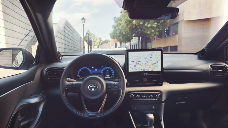 Toyota Yaris - interior