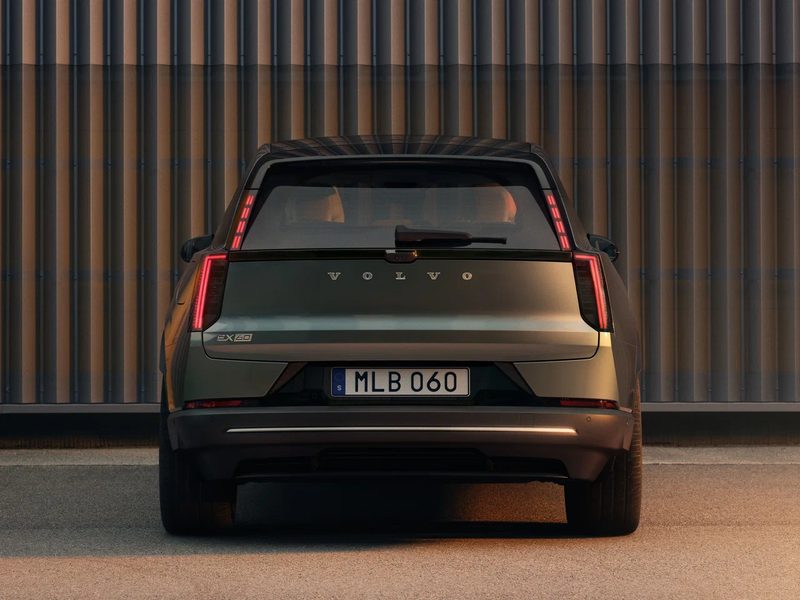 Volvo EX60 - photo 3