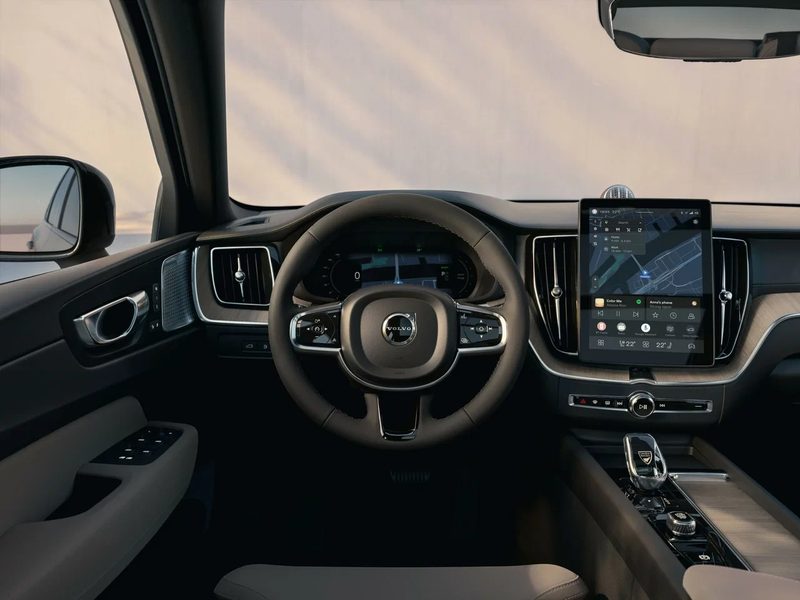 Volvo XC60 - interior