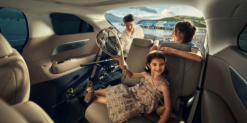 Xpeng launches the X9 electric MPV in seven European markets at once - photo 3