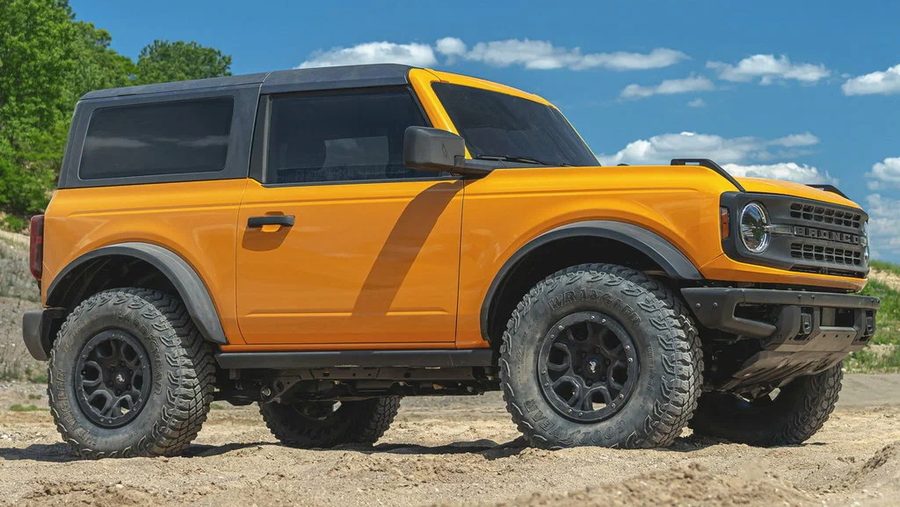 Bronco (3-door)
