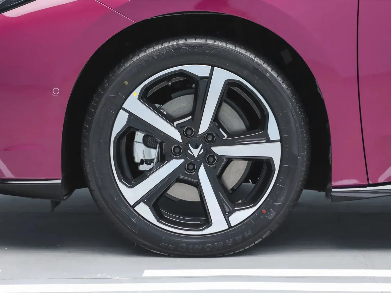 Arcfox S3: Large Electric Sedan from BAIC from $10,100 — photo 11