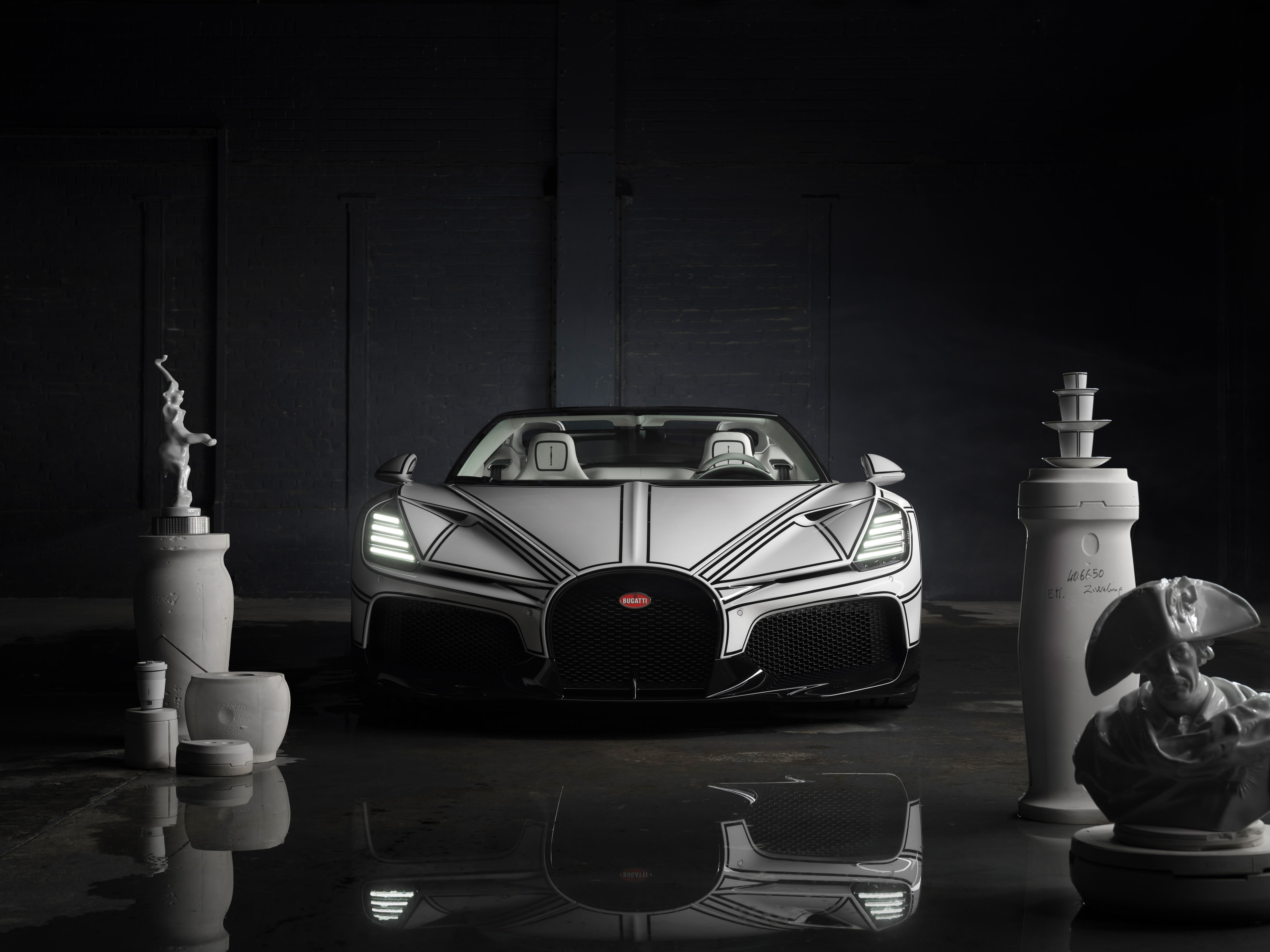 Bugatti W16 Mistral Blanc Éternel: a farewell